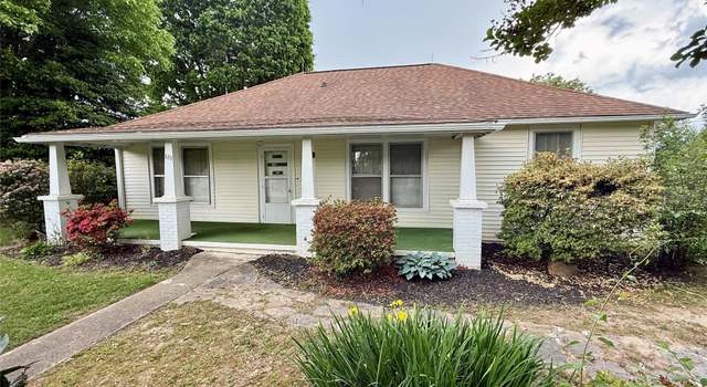 Photo of 633 Ridge Rd, Marion, NC 28752