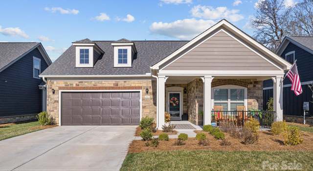 Photo of 6015 Pleasant Run Dr, Matthews, NC 28104