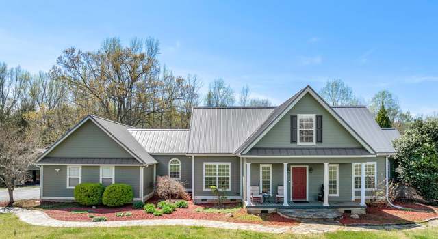 Photo of 132 Green Meadows Ln, Columbus, NC 28722
