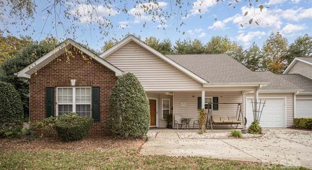 Photo of 105 Oak Village Pkwy, Mooresville, NC 28117