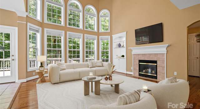 Photo of 10616 Back Ridge Rd, Charlotte, NC 28277