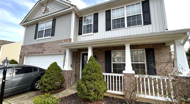 Property at 14201 Waterlyn Dr, Charlotte, NC 28278, 5 beds, 2.5 baths