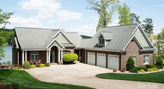Photo of 447 Shagbark Ct, Mount Gilead, NC 27306