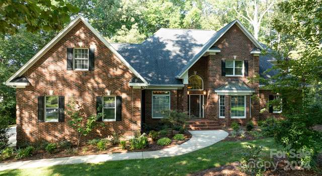 Photo of 1561 Cureton Ct, Rock Hill, SC 29732