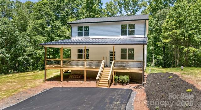 Photo of 440 Old Buckeye Cove Rd, Swannanoa, NC 28778