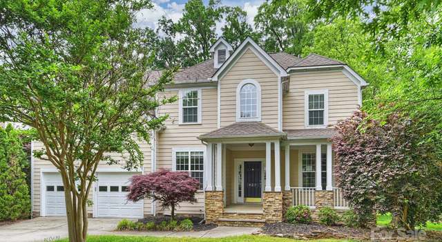 Photo of 427 Pinnacle Ln, Huntersville, NC 28078
