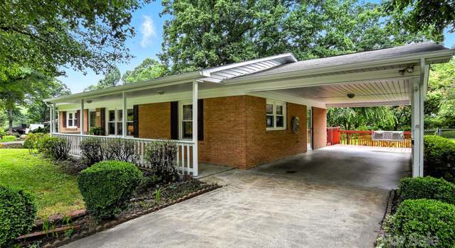 Photo of 2911 Spencer St, Lenoir, NC 28645