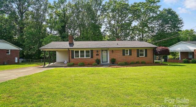 Photo of 137 Burton Hills Cir, Gastonia, NC 28054