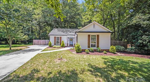Photo of 2301 Oldenburg Dr, Charlotte, NC 29210