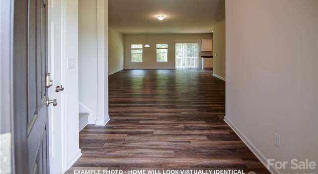 Photo of 410 Seven Springs Loop, Statesville, NC 28625