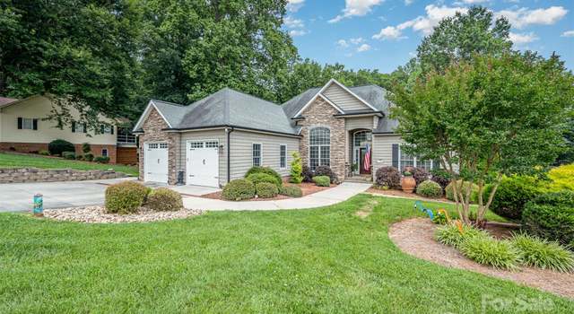 Photo of 145 Waterwood Dr, Shelby, NC 28150