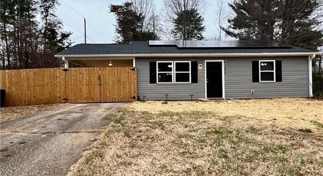 Photo of 1618 Withersea Ln, Reidsville, NC 27320
