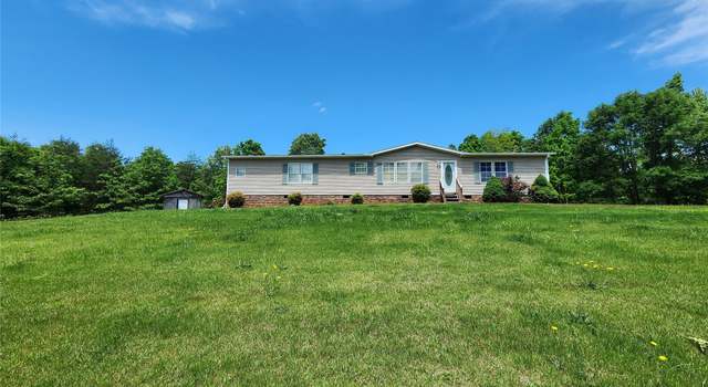 Photo of 130 Susan Rd #1, Casar, NC 28020