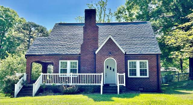 Photo of 121 W 11th St, Oakboro, NC 28129