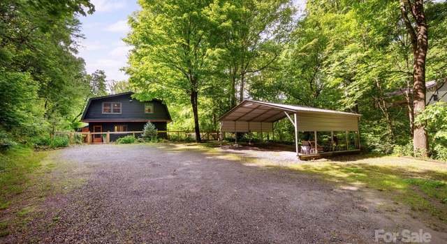 Photo of 26 Swanna View Dr, Asheville, NC 28805