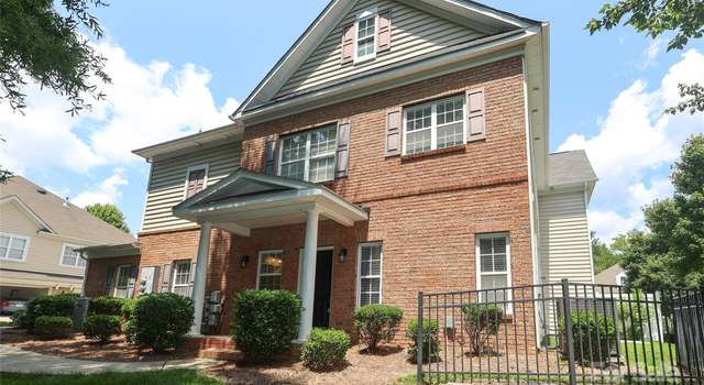Photo of 12321 Aquitaine St, Charlotte, NC 28277