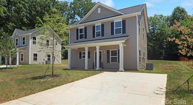 Photo of 2612 Senior Dr, Charlotte, NC 28216