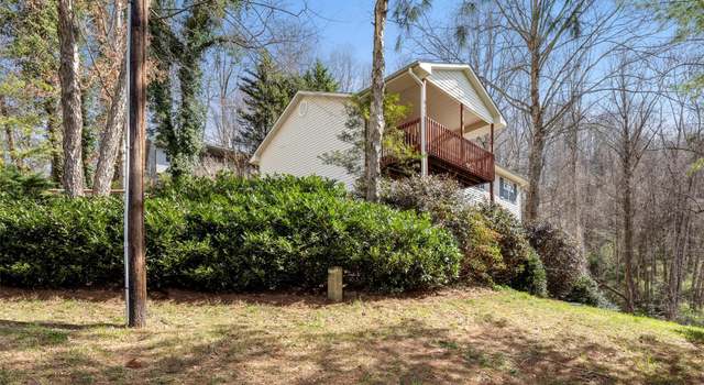 Photo of 57 Mountain Site Ln, Asheville, NC 28803