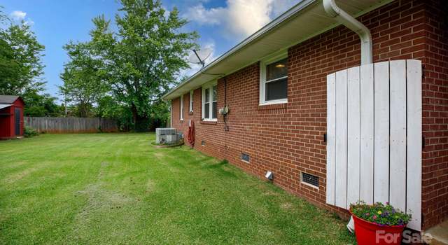 Photo of 905 Kentwood Dr, Rock Hill, SC 29730