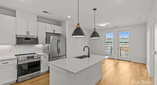 Photo of 3000 South Blvd #305, Charlotte, NC 28209
