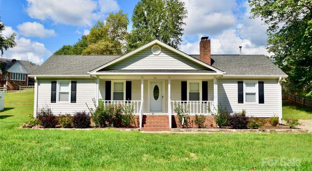 Photo of 2209 Winterfield Dr, Gastonia, NC 28056