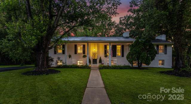 Photo of 114 Greenfield Ln, Hendersonville, NC 28792