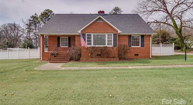 Photo of 204 Julia Ave, Belmont, NC 28012