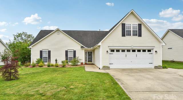 Photo of 36 Planters Creek Rd, Fletcher, NC 28732
