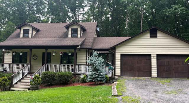Photo of 1496 Givens St, Hickory, NC 28602