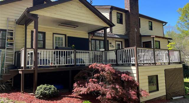 Photo of 1496 Givens St, Hickory, NC 28602