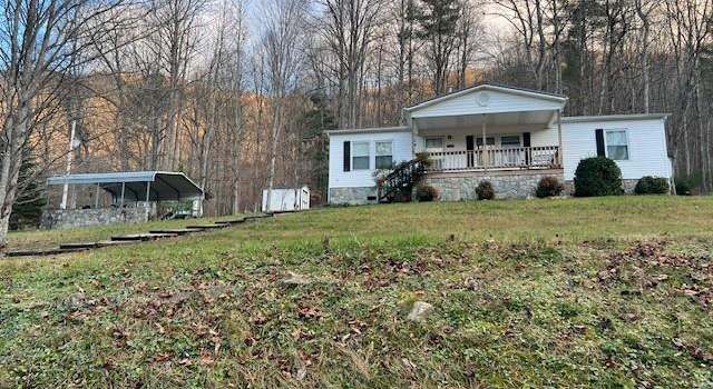 Photo of 221 Peterson Rd, Green Mountain, NC 28740