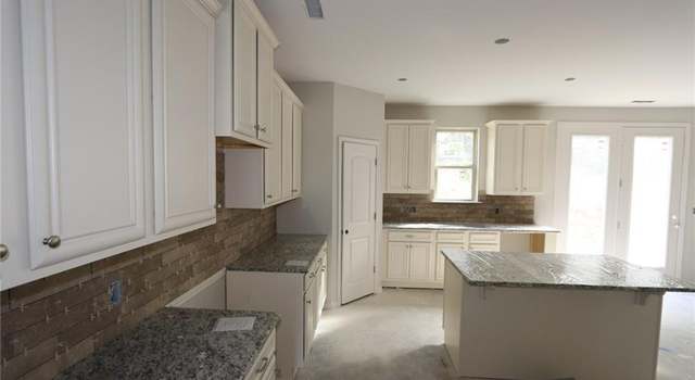 Photo of 289 Meadow Oaks Dr SE #07, Concord, NC 28025