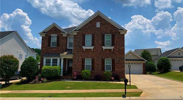 Photo of 8209 Stourhead Gardens Ln, Waxhaw, NC 28173