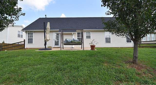 Photo of 209 Ashton Bluff Cir, Mount Holly, NC 28120