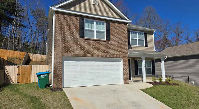 Photo of 224 Roper St, Candler, NC 28715