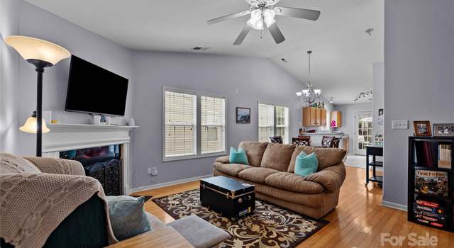 Photo of 1002 Kansas City Dr, Monroe, NC 28110