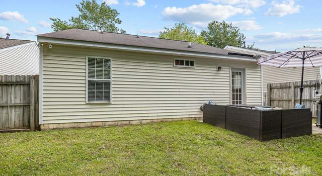 Photo of 1002 Kansas City Dr, Monroe, NC 28110