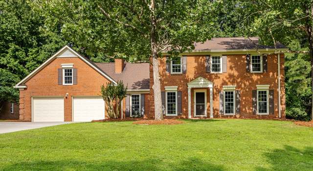 Photo of 113 Foxfield Ln, Matthews, NC 28105