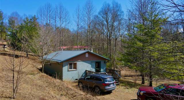 Photo of 128 Archie Coffey Ln, Collettsville, NC 28611