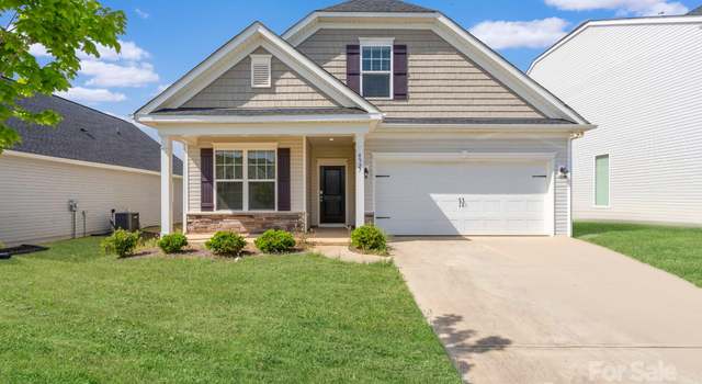 Photo of 4527 Dover Ct, Denver, NC 28037