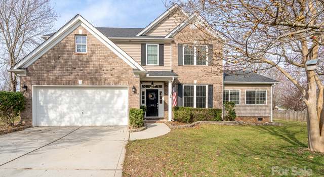 Photo of 303 Basswood Ct, Clover, SC 29710