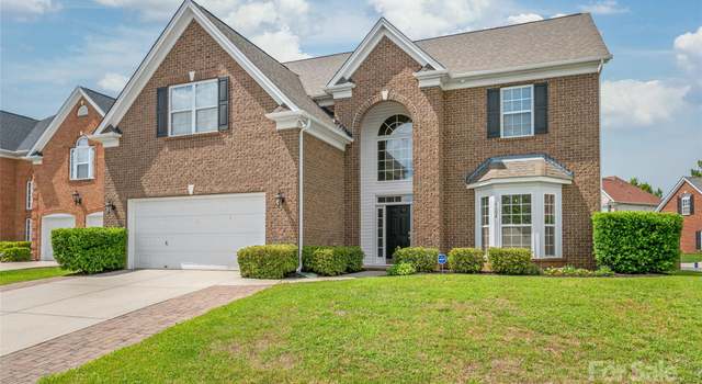 Photo of 14104 Kendrick Cross Rd, Charlotte, NC 28273