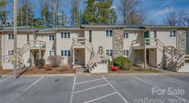 Photo of 161 N Britton Creek Ct, Hendersonville, NC 28791