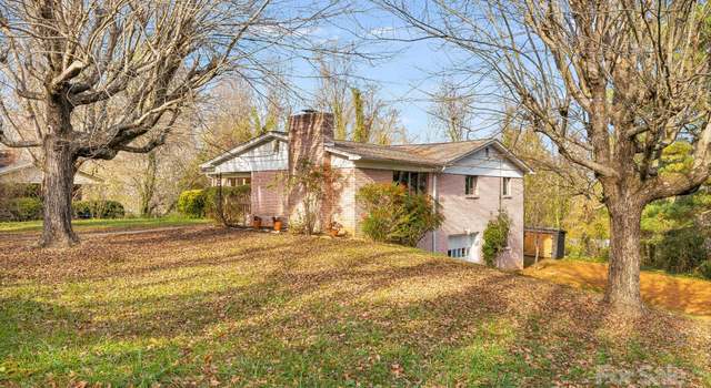 Photo of 204 Providence Rd, Asheville, NC 28806