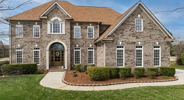 Photo of 5501 Two Iron Dr, Matthews, NC 28104