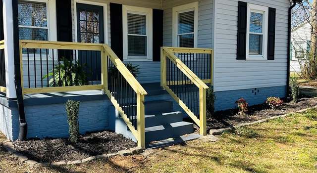 Photo of 1385 5th St NE, Hickory, NC 28601