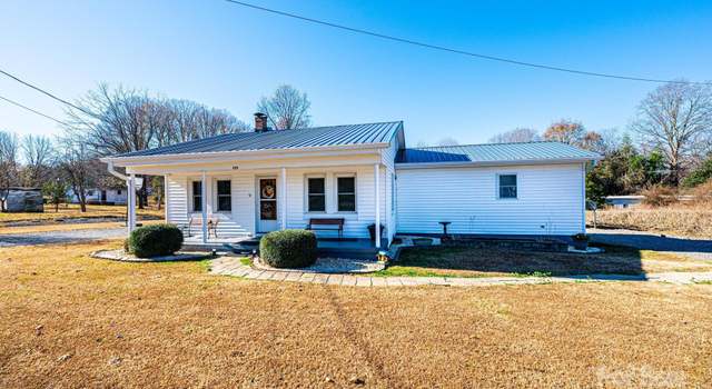 Photo of 129 38th St, Hickory, NC 28601