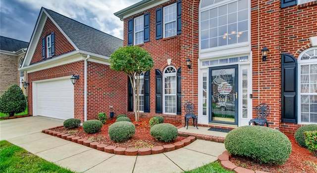 Photo of 11025 Amherst Glen Dr, Charlotte, NC 28213