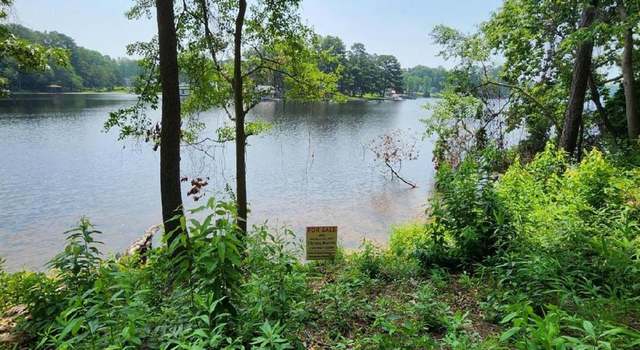 Photo of 217 Sandy Point Ln #12, Hartsville, SC 29550