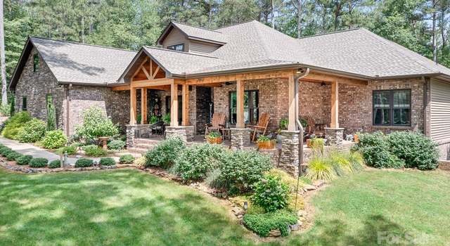 Photo of 303 Waters Edge Dr, Connelly Springs, NC 28612